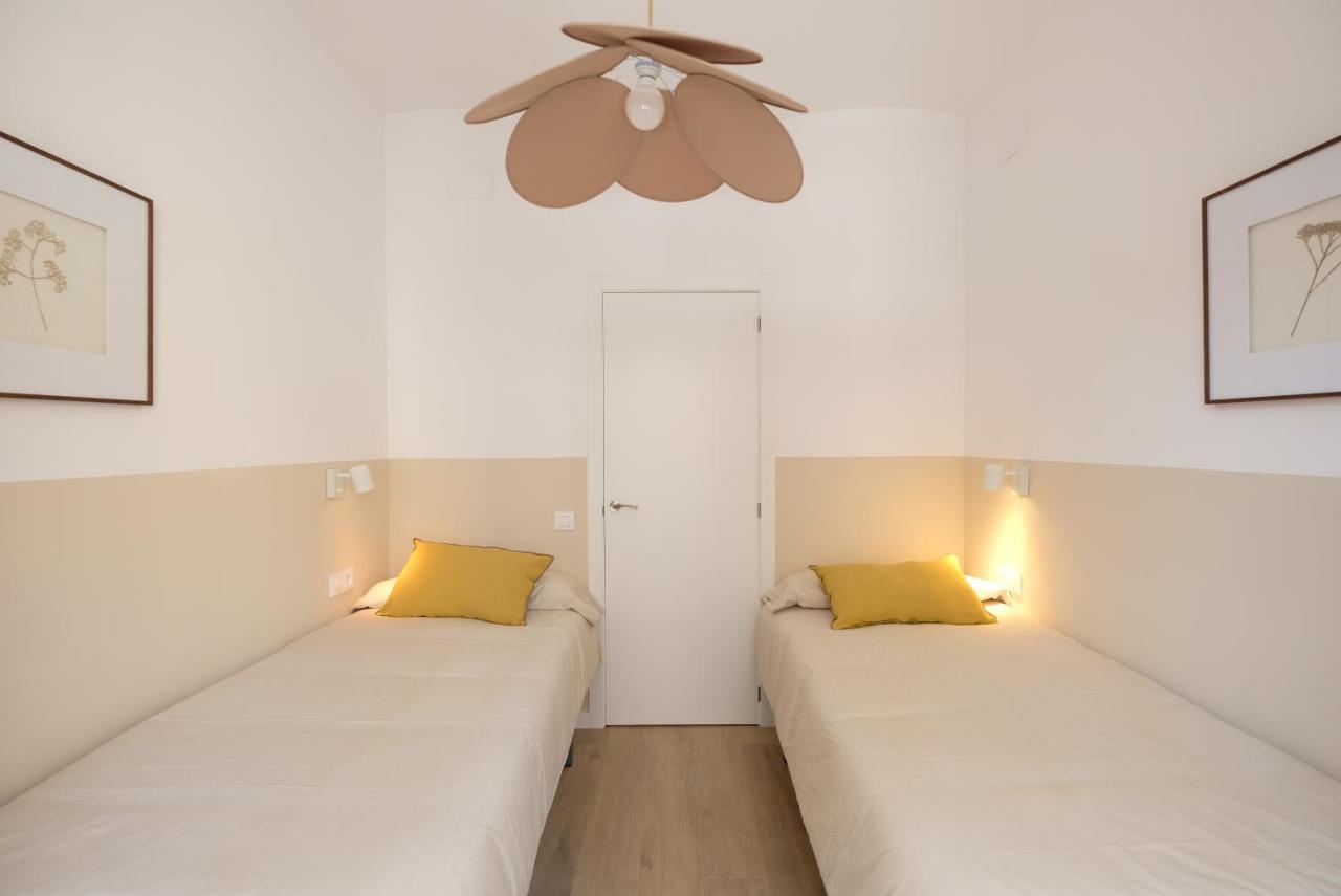 Apartamento Reina Mariacristina Tarragona Buitenkant foto