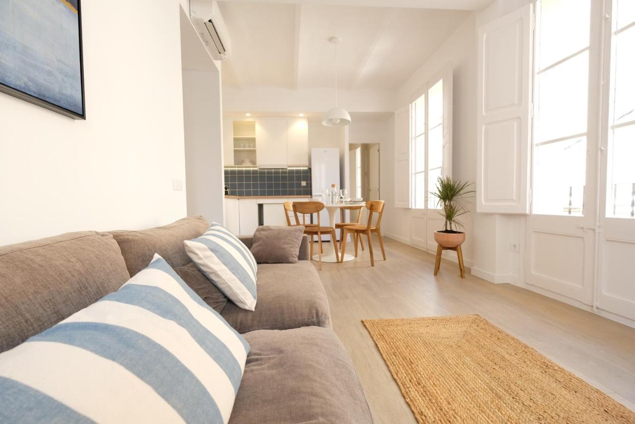 Apartamento Reina Mariacristina Tarragona Buitenkant foto